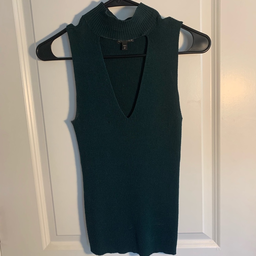 Express Cut-Out Tank - Picture 2 of 3